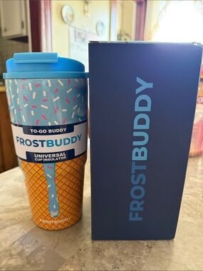 FrostBuddy Blue Sprinkles Universal Cup Insulator